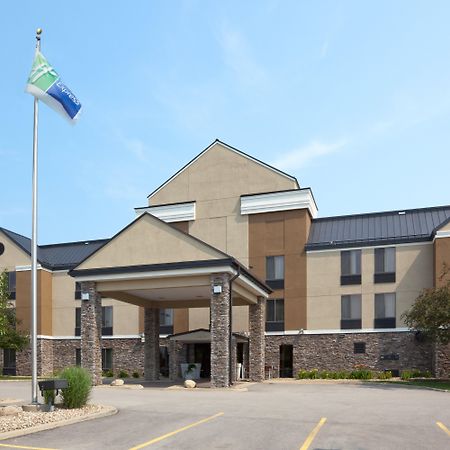 Holiday Inn Express Cedar Rapids - Collins Road By Ihg Eksteriør bilde