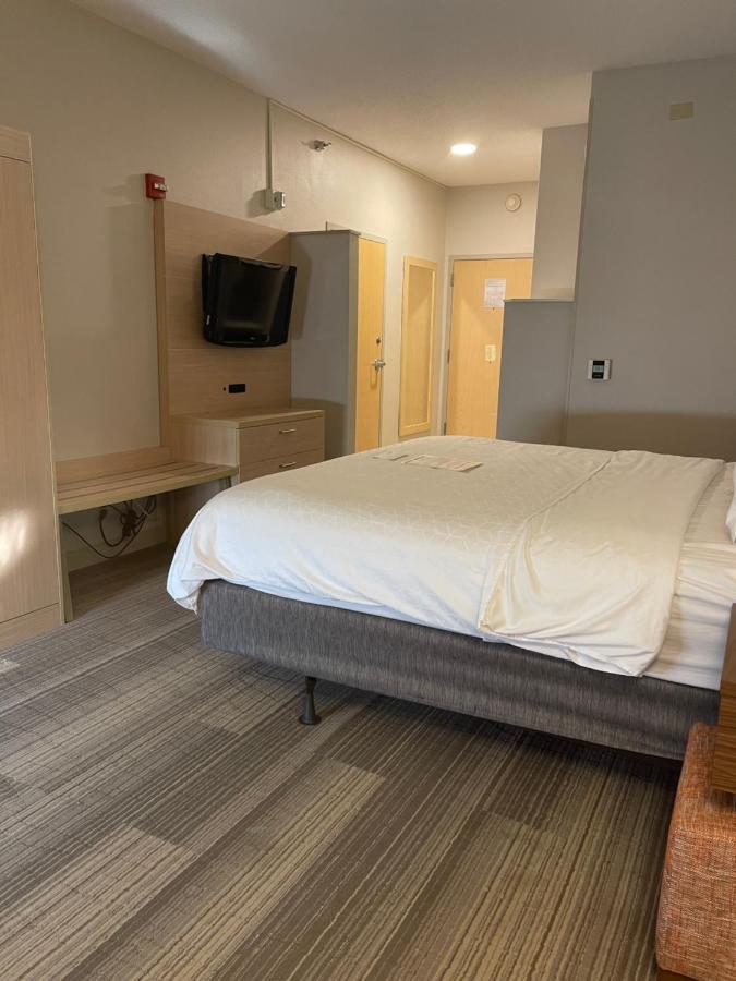 Holiday Inn Express Cedar Rapids - Collins Road By Ihg Eksteriør bilde