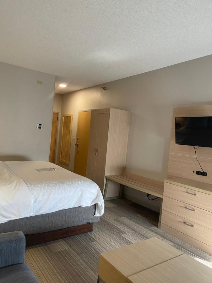Holiday Inn Express Cedar Rapids - Collins Road By Ihg Eksteriør bilde