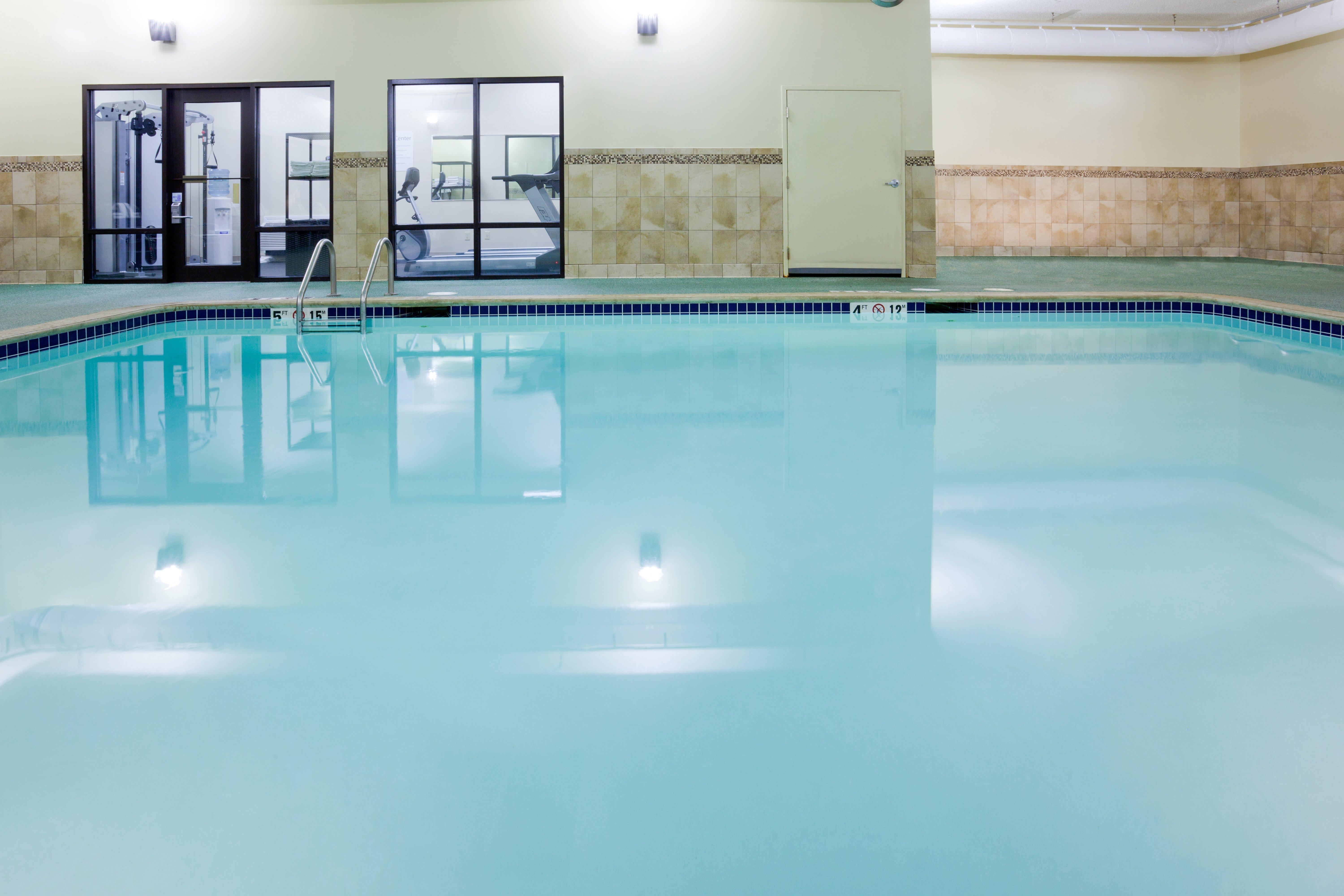 Holiday Inn Express Cedar Rapids - Collins Road By Ihg Eksteriør bilde