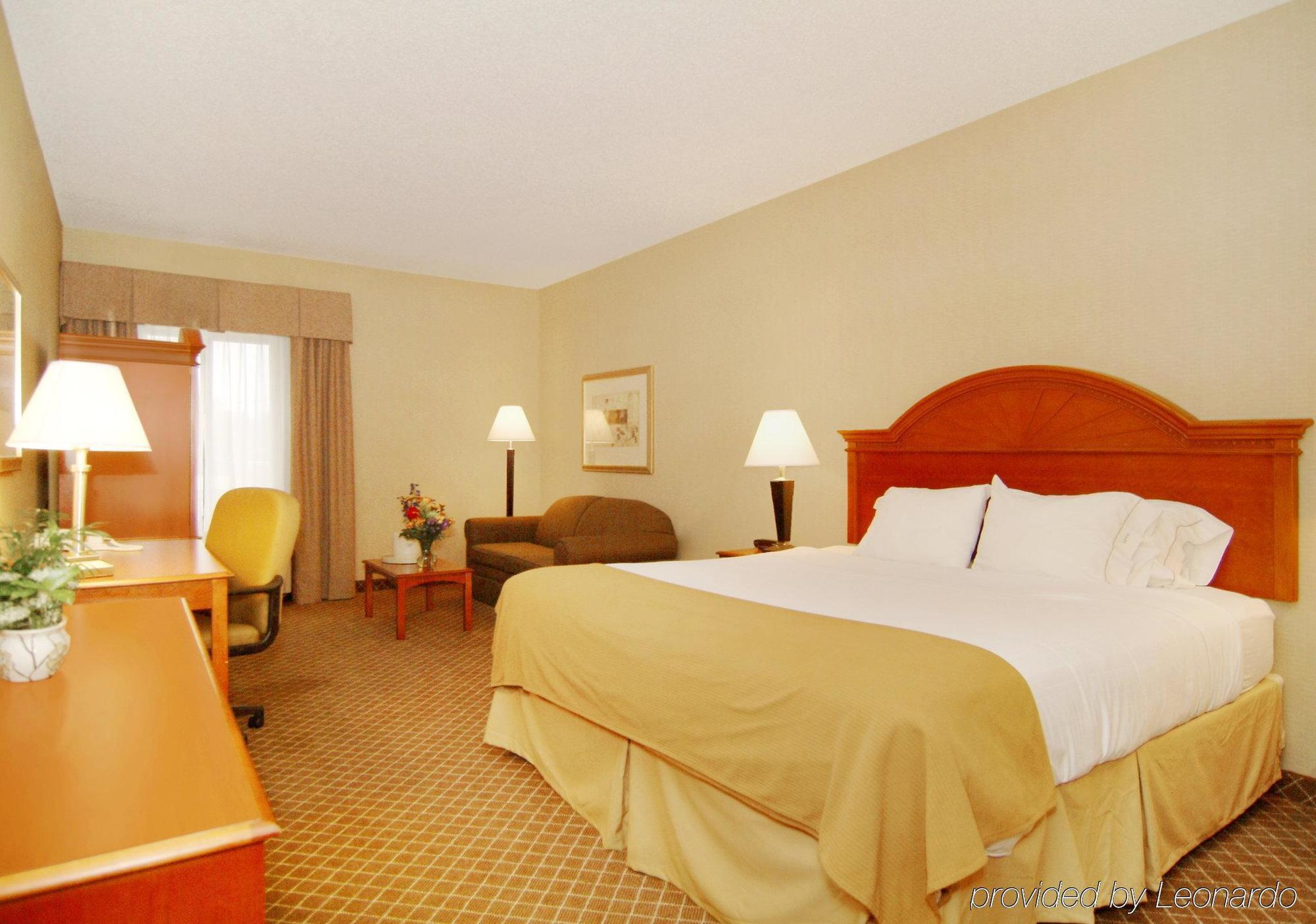 Holiday Inn Express Cedar Rapids - Collins Road By Ihg Eksteriør bilde