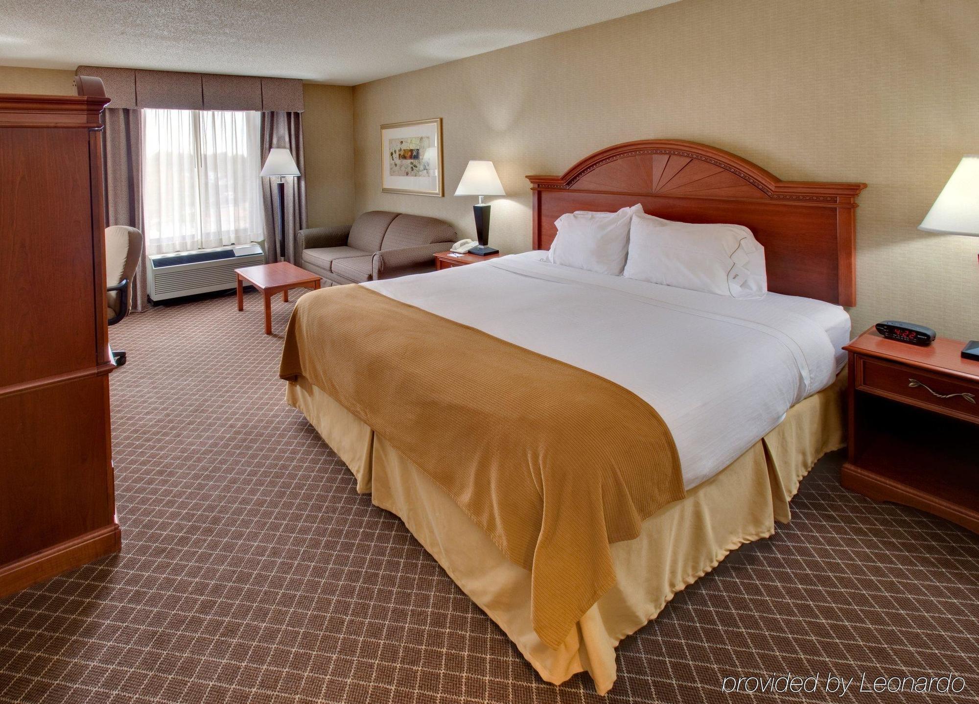 Holiday Inn Express Cedar Rapids - Collins Road By Ihg Rom bilde