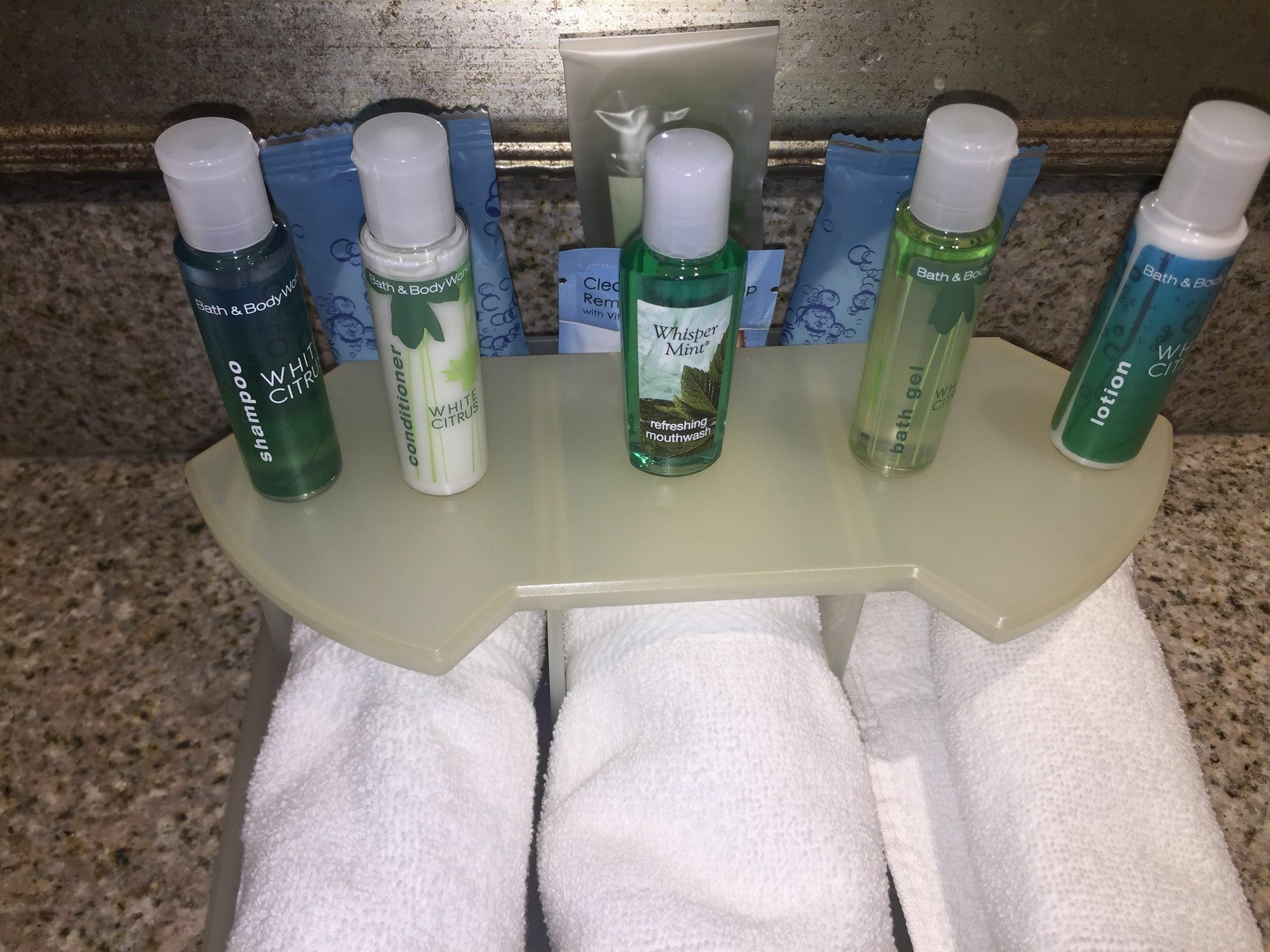 Holiday Inn Express Cedar Rapids - Collins Road By Ihg Eksteriør bilde